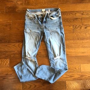 Distressed Boyfriend jeans
